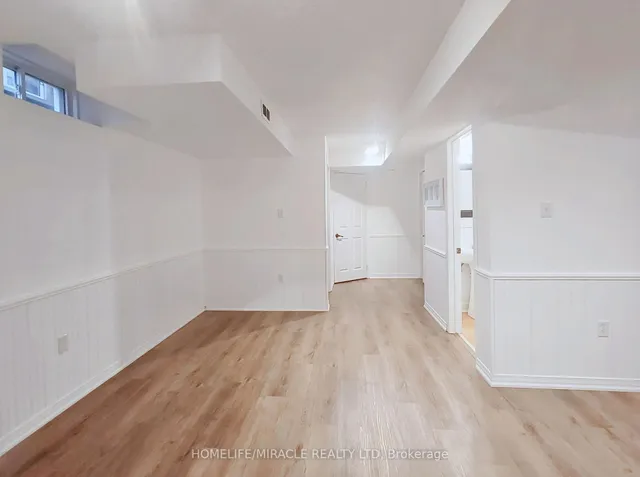 Additional image 21 of 11 Twin Pines Cres