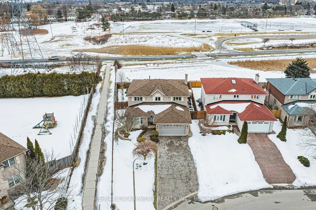 Additional image 40 of 28 Sunflower Cres