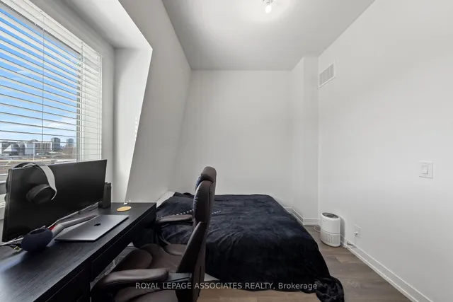 Additional image 35 of 84 Tisdale Ave