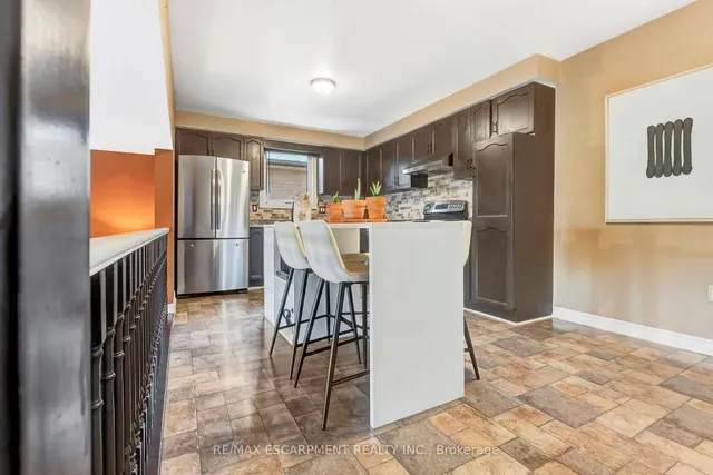 Additional image 10 of 2202 Donald Rd