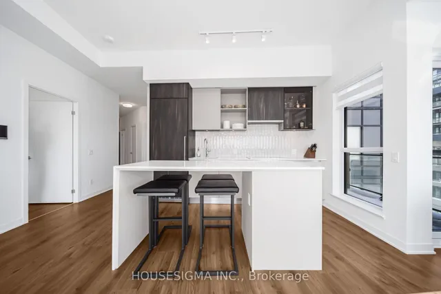 Additional image 22 of 405 Dundas St Unit 526