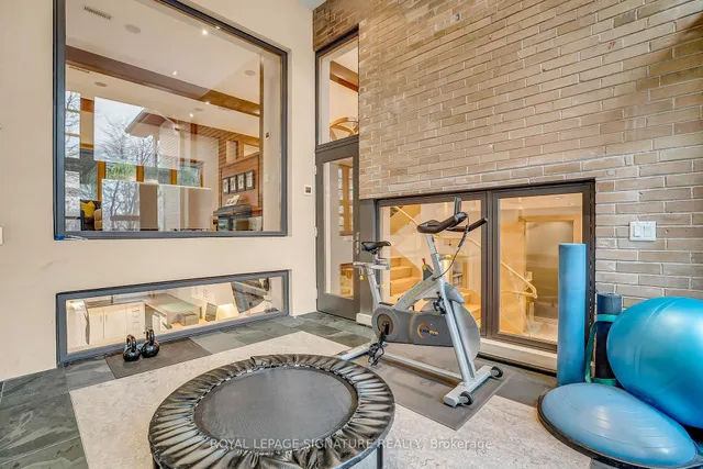 Additional image 17 of 39 Farmcote Rd