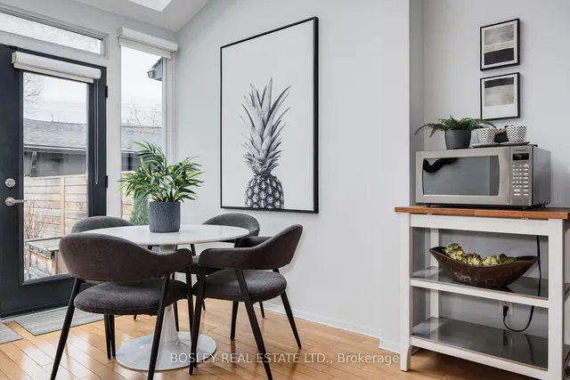 Additional image 16 of 32 Melville Ave