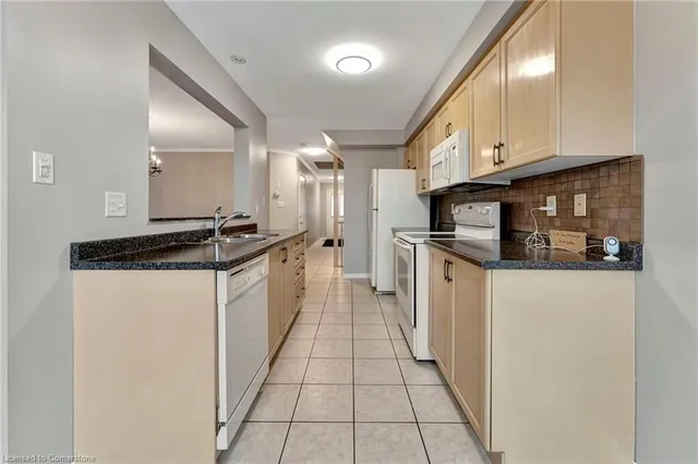 Additional image 14 of 7 Southside Pl Unit 37