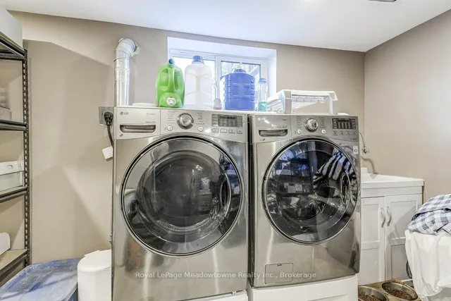 Additional image 28 of 986 Westover Rd