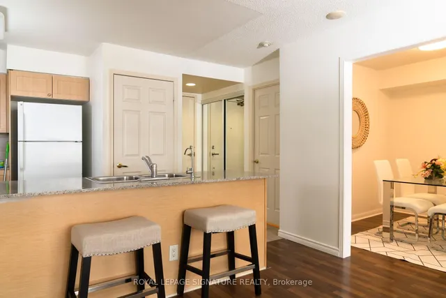 Additional image 12 of 5940 Yonge St Unit 307