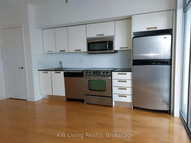 Additional image 4 of 33 Charles St Unit 2412