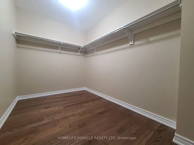 Additional image 20 of 37 SADIELOU Blvd