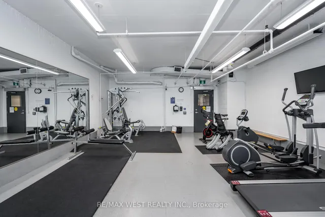 Additional image 26 of 100 Quebec Ave Unit 301