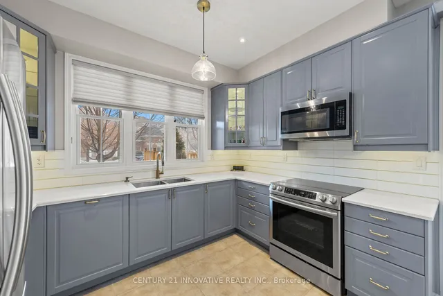 Additional image 16 of 828 Howden Cres