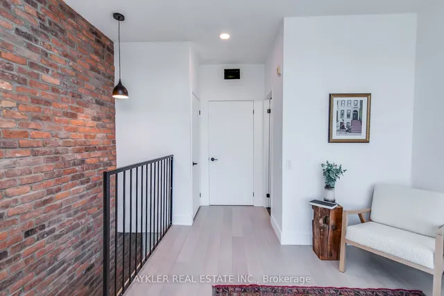 Additional image 17 of 901 Queen St Unit 604