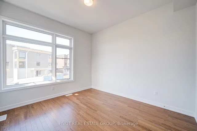 Additional image 27 of 27 Danielle Moore Circ