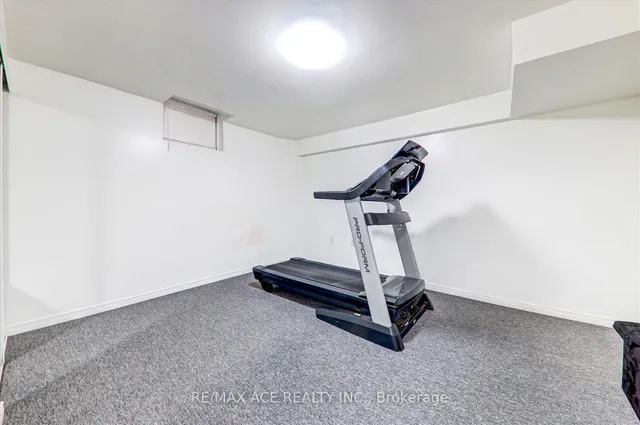 Additional image 35 of 62 Saffron Cres