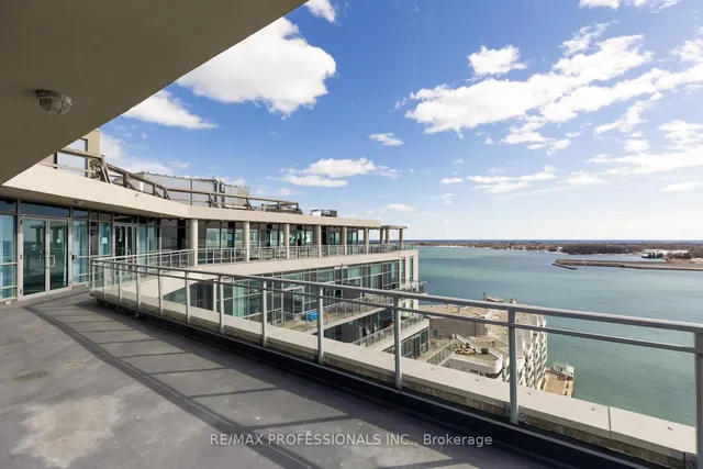 Additional image 34 of 410 Queens Quay Unit 517