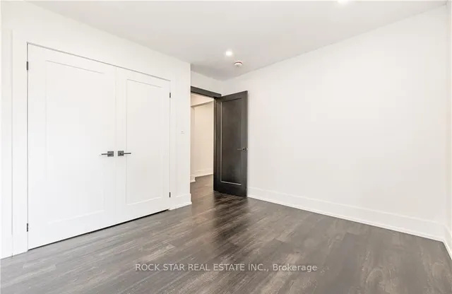 Additional image 15 of 694 Upper Ottawa St