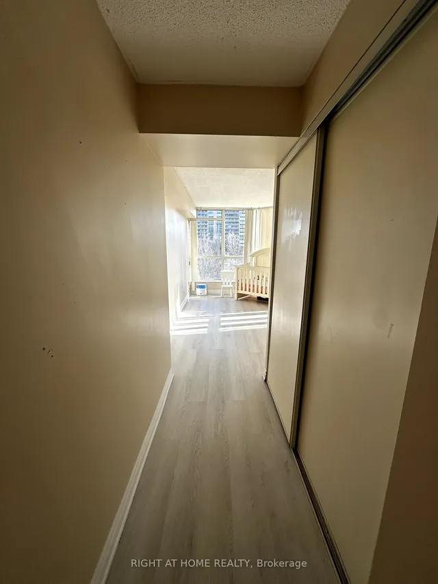 Additional image 16 of 5 Rowntree Rd Unit 404