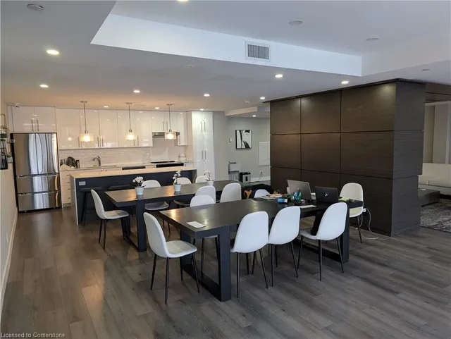 Additional image 35 of 15 Queen St Unit 1707