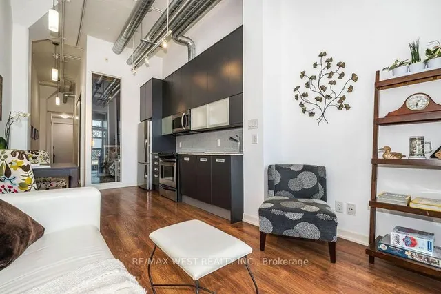 Additional image 20 of 380 Macpherson Ave Unit 333