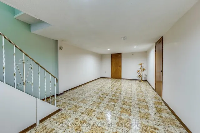 Additional image 23 of 66 Prince Charles Dr