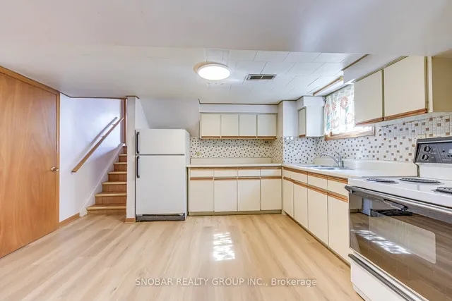 Additional image 19 of 7539 Lockington Cres