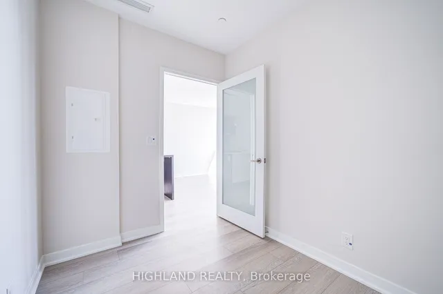 Additional image 21 of 100 Harbour St Unit 3909