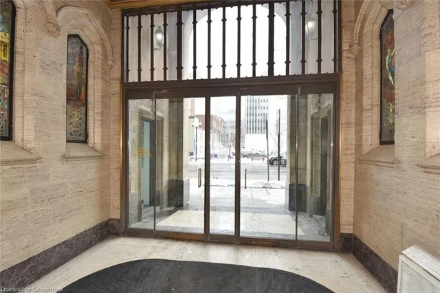 Additional image 31 of 36 James St Unit 905