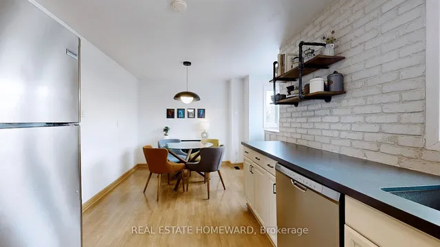 Additional image 18 of 4 Bradbrook Rd Unit 7