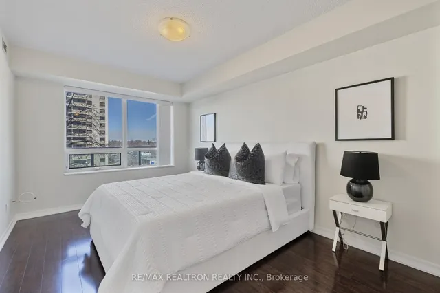 Additional image 18 of 1403 Royal York Rd Unit 508