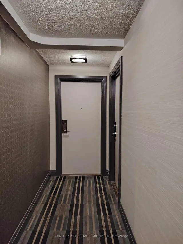 Additional image 3 of 25 Town Centre Crt Unit 2707