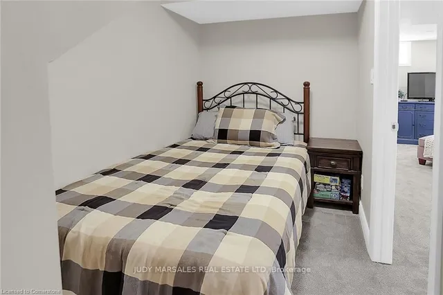 Additional image 35 of 24 Linington Tr