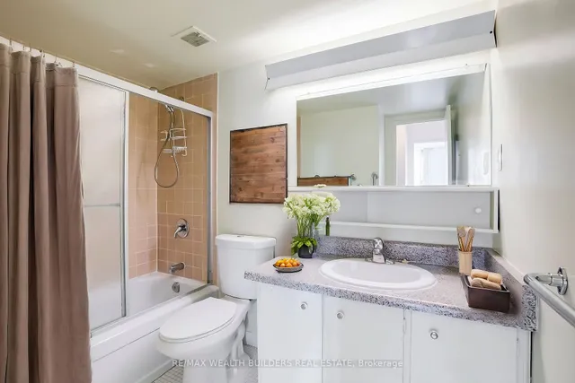 Additional image 8 of 65 Southport St Unit 810