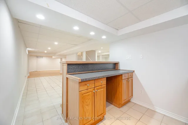 Additional image 39 of 5175 Guildwood Way