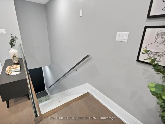 Additional image 24 of 15 Rebecca St