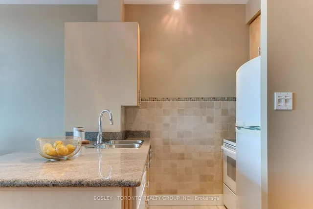 Additional image 26 of 562 Eglinton Ave Unit 309