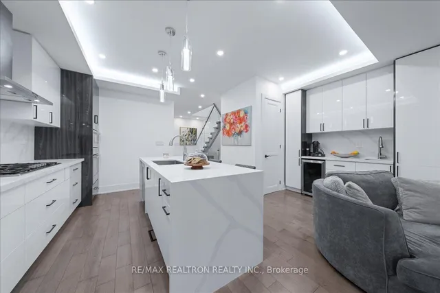 Additional image 22 of 46 Franklin Ave