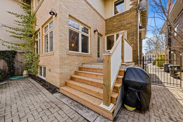 Additional image 40 of 210 Glengrove Ave