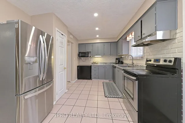 Additional image 16 of 98 Riverdale Dr