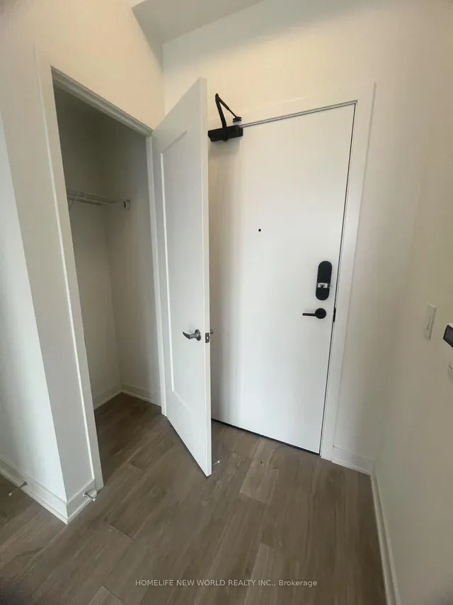 Additional image 16 of 135 Lower Sherbourne St Unit 1732 W