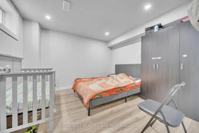 Additional image 35 of 97 Miracle Tr