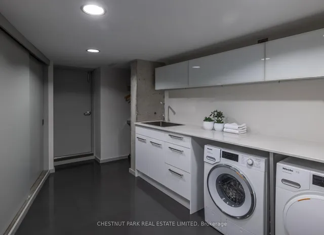 Additional image 35 of 87 Highland Cres