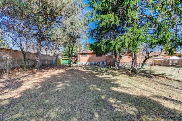 Additional image 32 of 59 Dunelm St