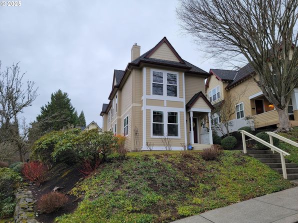 2303 NW Stimpson Ln, Portland, OR 97229