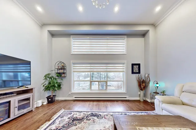 Additional image 3 of 31 Jenny Wrenway N/A