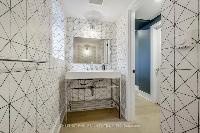 Additional image 22 of 15 Scarth Rd Unit 1