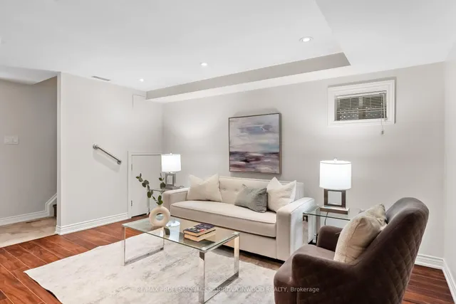 Additional image 20 of 306 Runnymede Rd