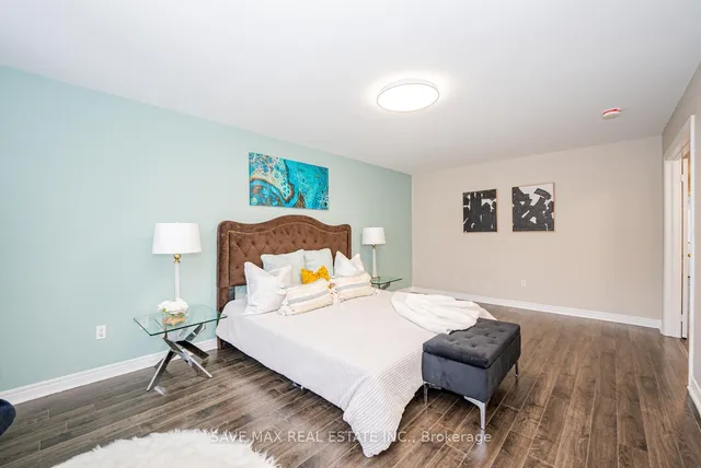 Additional image 22 of 27 Messina Ave