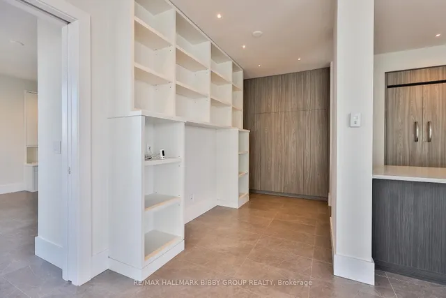 Additional image 15 of 438 King St Unit 2101