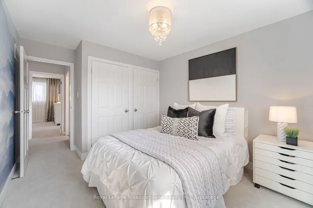 Additional image 33 of 515 Clover Park Cres