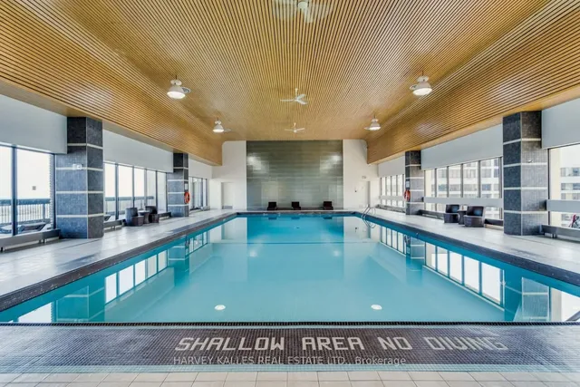 Additional image 31 of 33 Harbour Sq Unit 2440