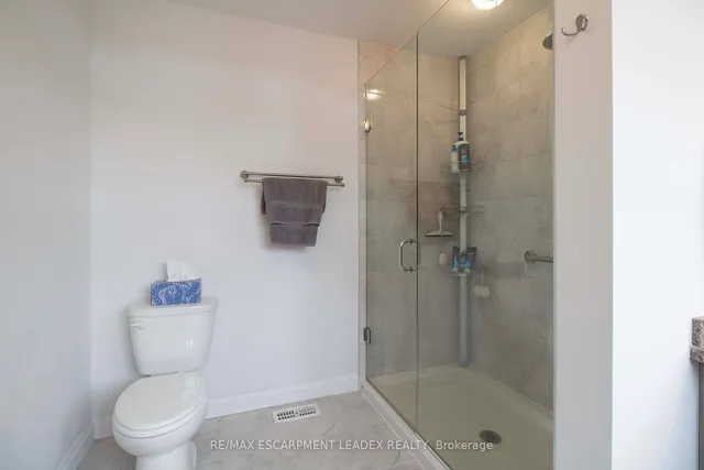 Additional image 22 of 16 Harley Lane